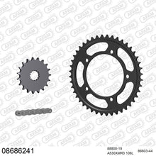 Lade das Bild in den Galerie-Viewer, AFAM Kettensatz 530, X-Ring, 4385kg, TRIUMPH 955 i Daytona 2001-2003
